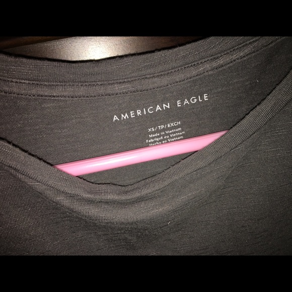 American Eagle Crop Top - Picture 2 of 2